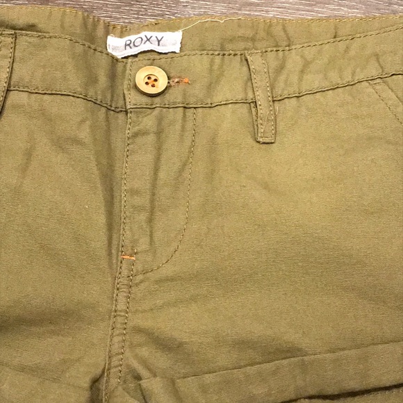 Like New- Roxy Shorts - Picture 4 of 5
